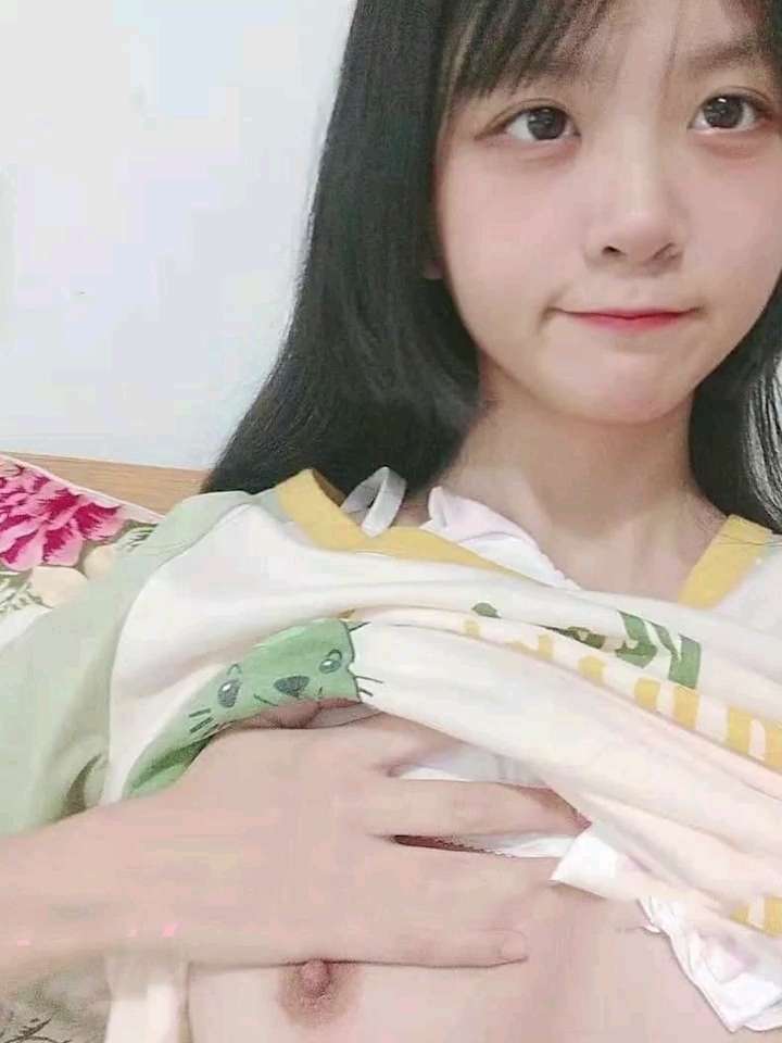 反差婊某搞笑三好学生