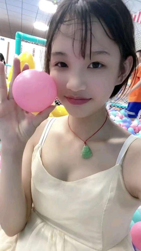 纯欲学妹00后极品校花合集~撸友们的福音