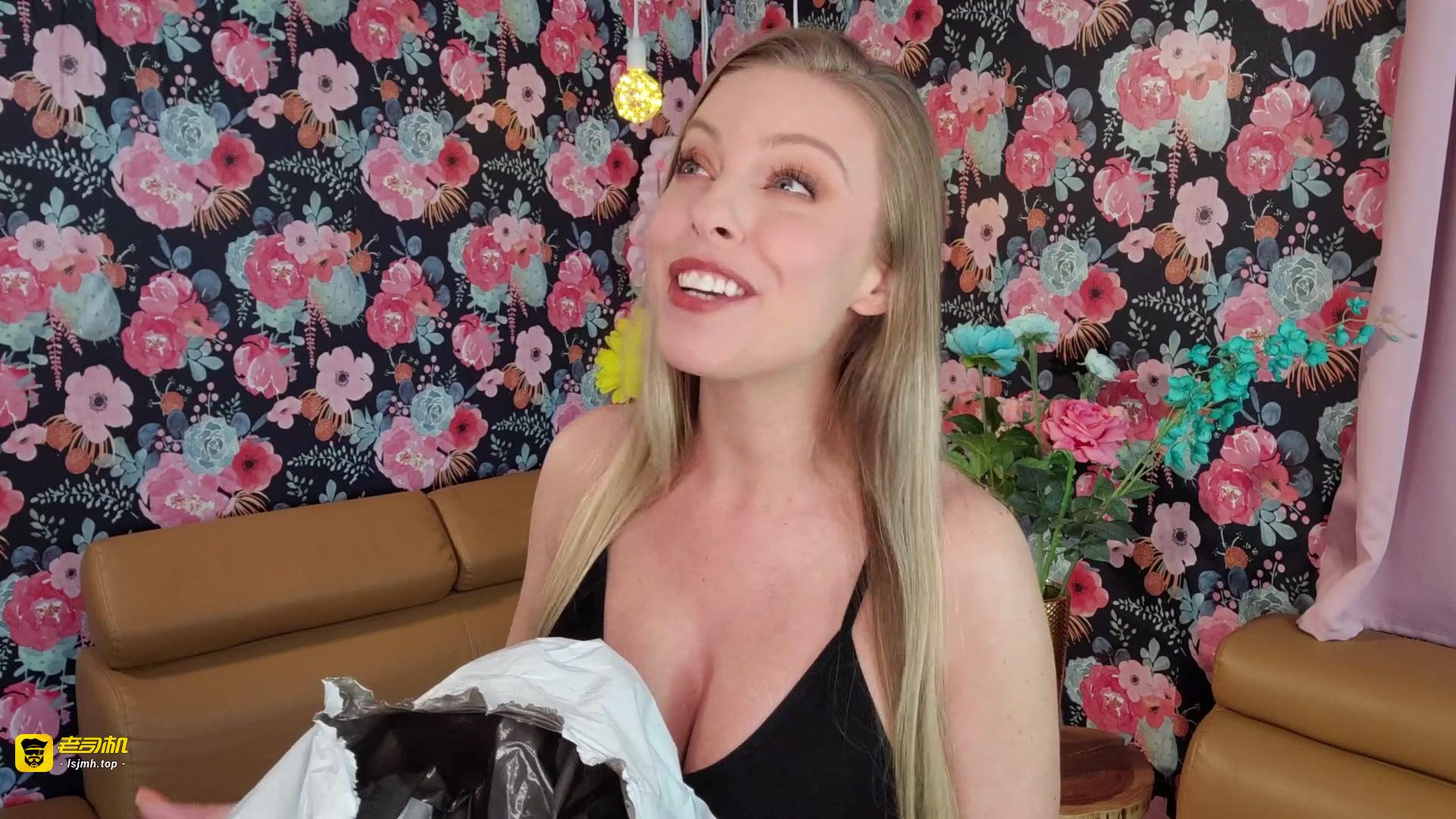 Britney Amber - 性感内衣试穿 预览截图 1
