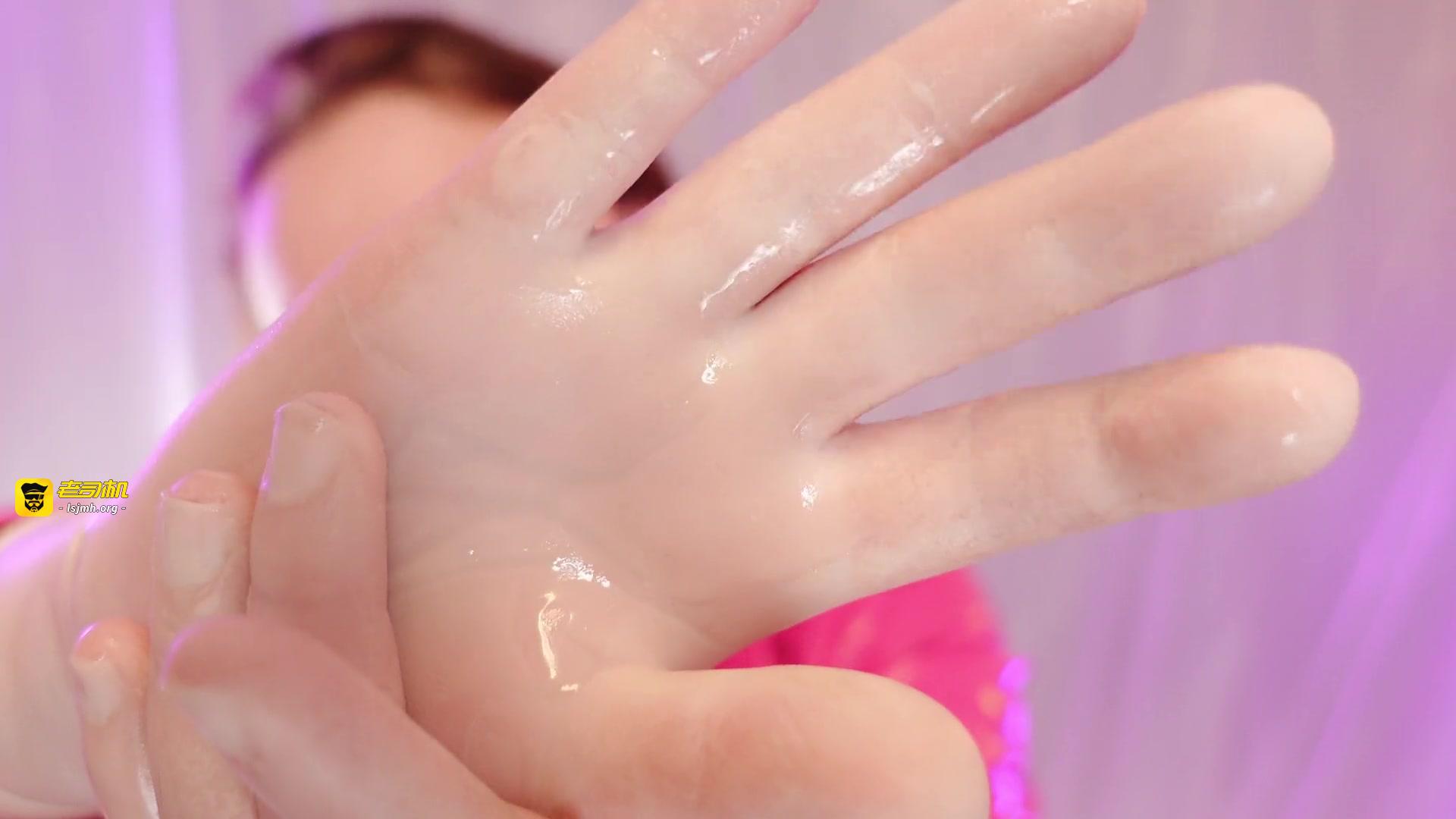 Arya Grander - 带上手术手套进行面部按摩 ASMR 预览截图 5