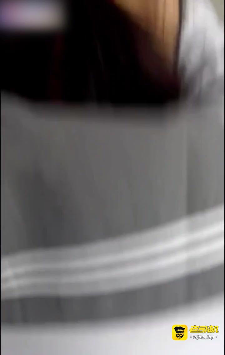 压头双马尾水手服妹妹赶快吃 预览截图 12