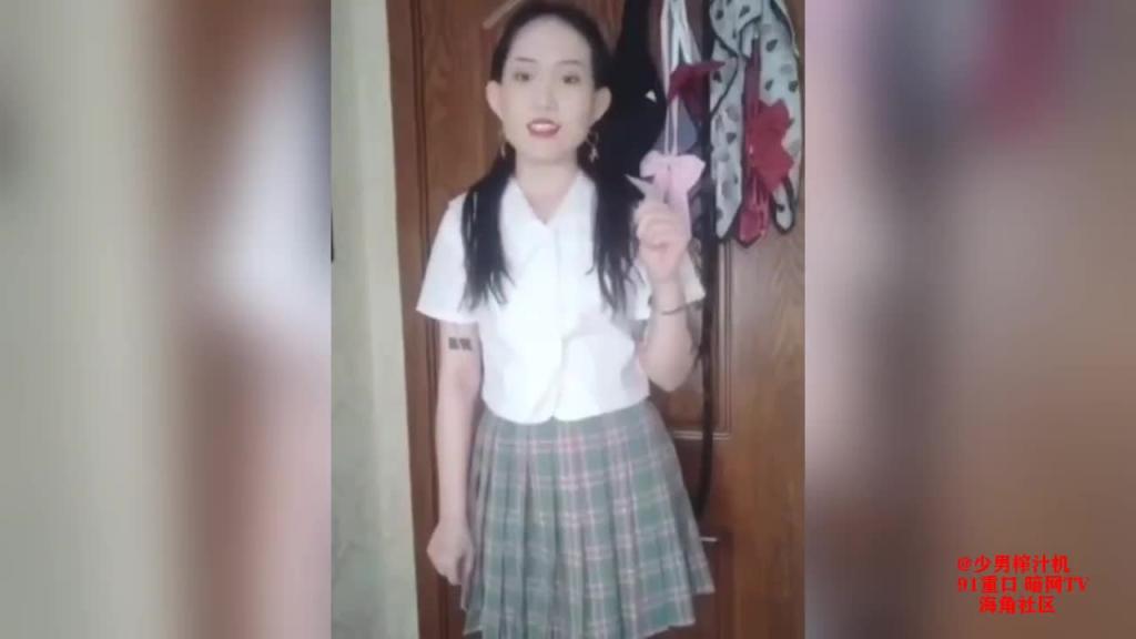 【反差婊档案】西安音乐学院音教系 一只自曝的母狗 预览截图 1