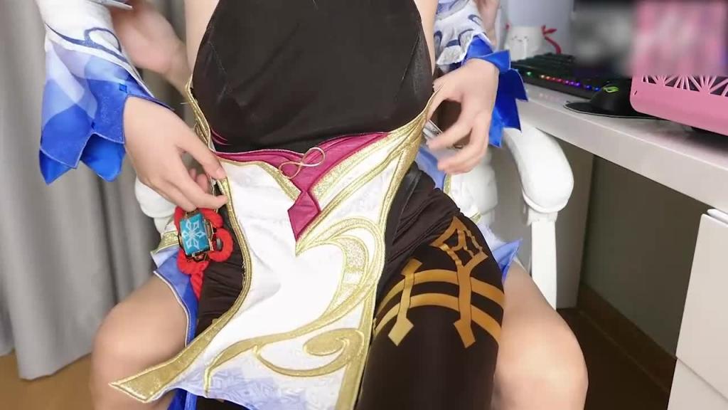 cos 女神 足交 丝袜 榨精 _2 预览截图 4