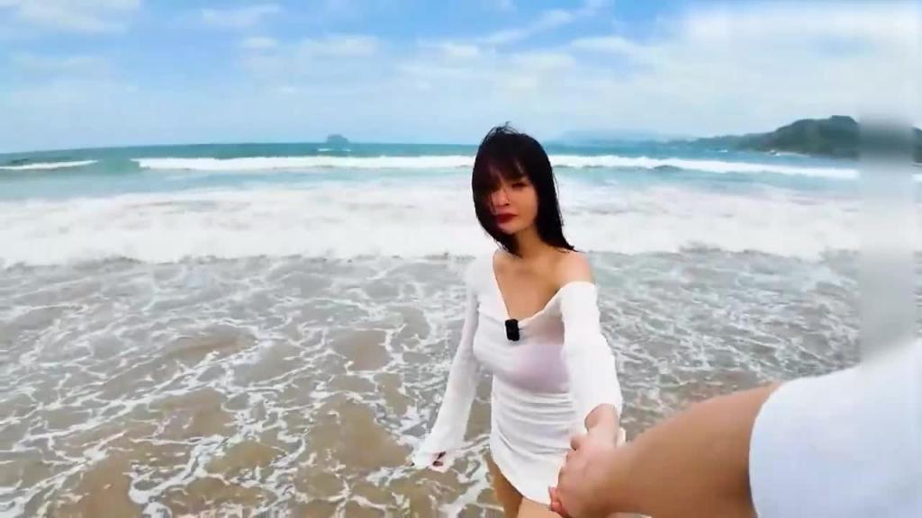 夏日泳装粉丝感谢祭 巨乳的比基尼诱惑 预览截图 2