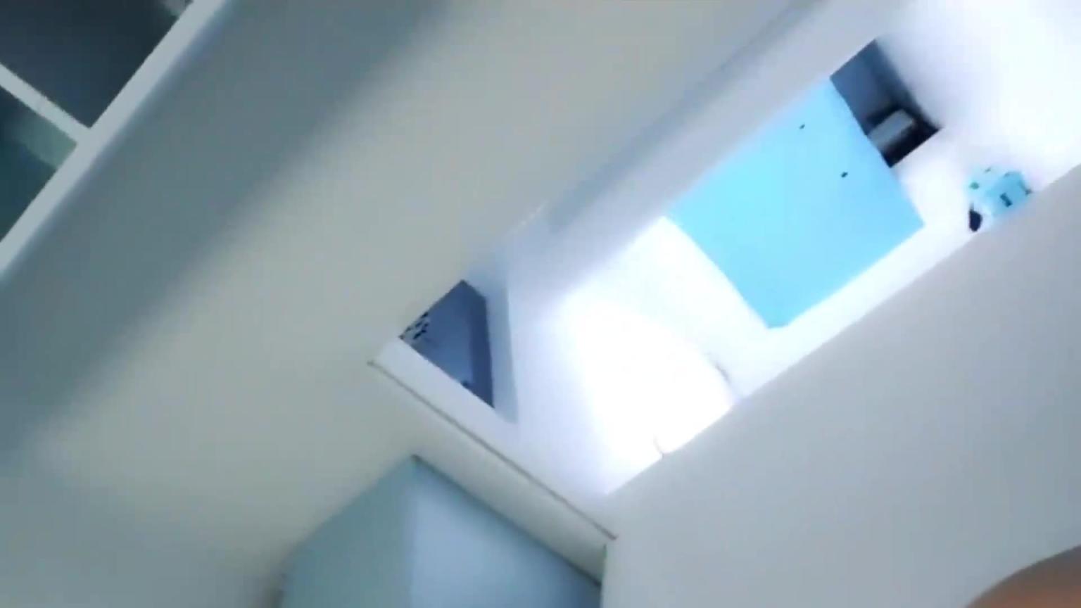 【玩屌识人】口交抽插识别认错了被带到房间轮流啪啪 预览截图 9