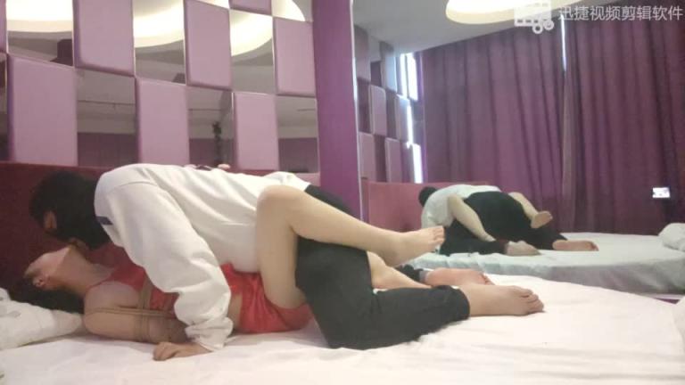 【足利茶茶丸】人妻的噩梦 预览截图 5