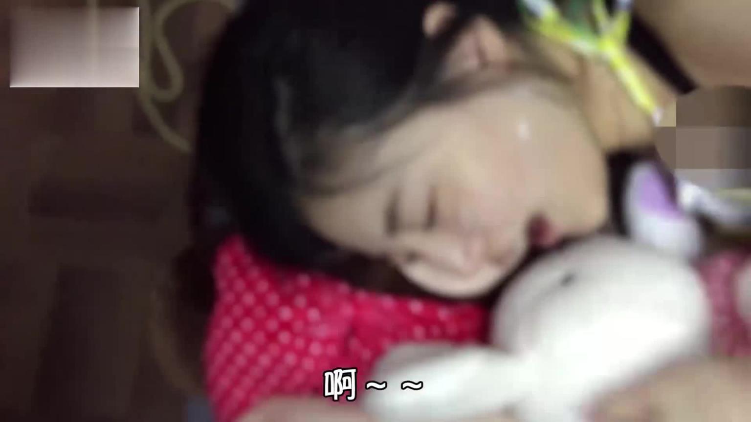 趁女友睡着时射了一脸都是 预览截图 9