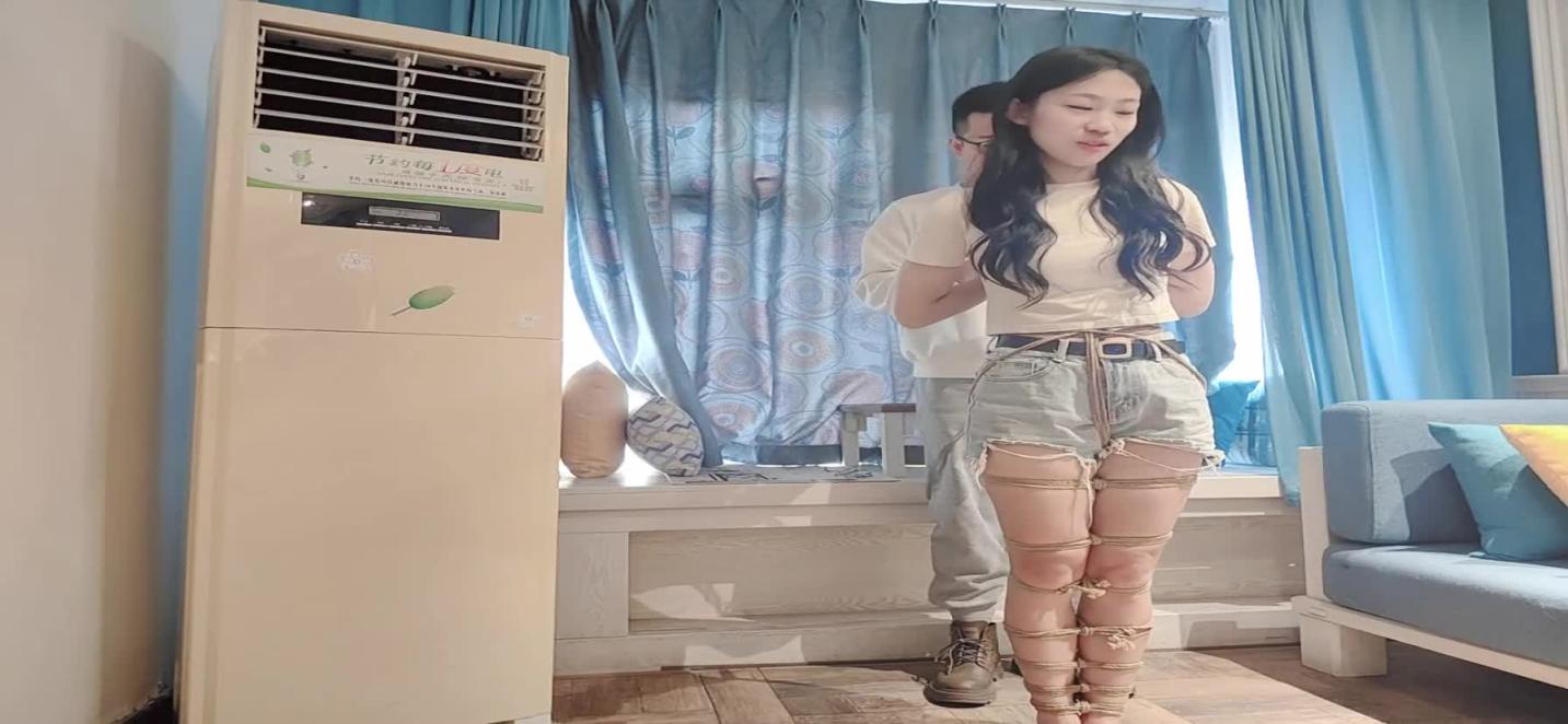 【济南缚仙】【凡凡】好身材,秀出来, 凡凡麻花腿初试爆杀流驷马 预览截图 5