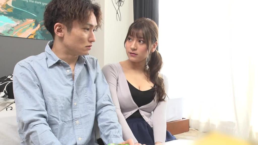 『虽是欧巴桑不讨厌的话要不要让我帮你破处?失败也不用担心…我的身体、让您尽情使用…』烦恼还是处男的我以巨乳继母的身体… HUNTB-558 预览截图 3