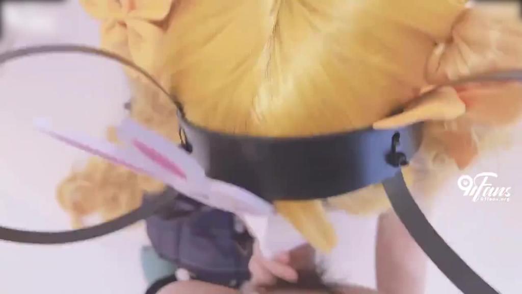 扣扣传媒 小敏儿 cos安琪拉被摄影师内射 预览截图 2