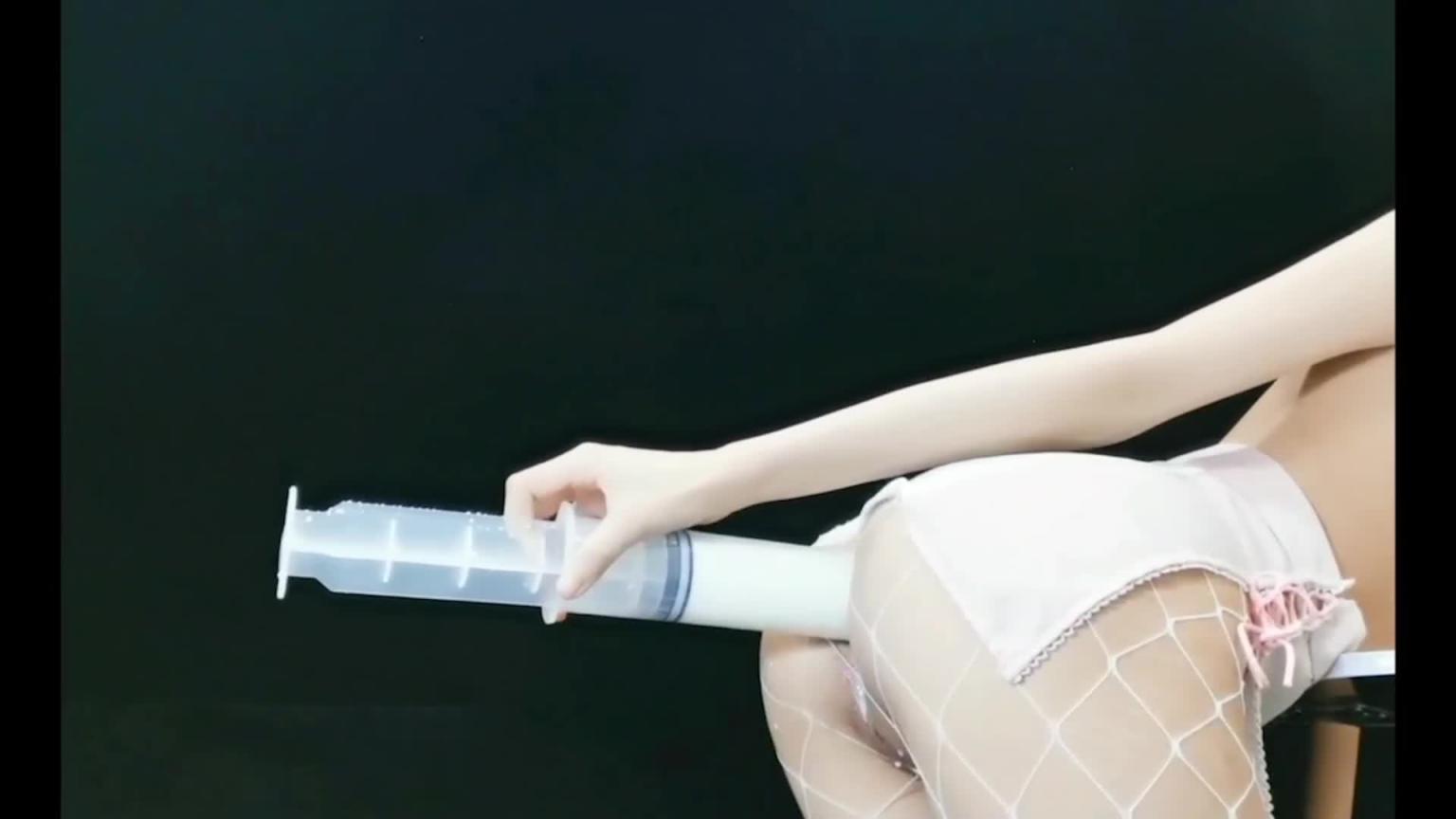 萝莉小护士灌肠喷射!! 预览截图 10
