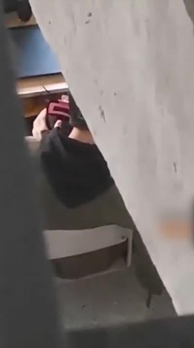 门事件 燕山大学封校学生们饥渴难耐 随处可见啪啪 预览截图 7