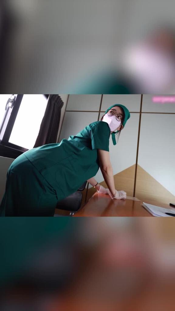 护士小姐姐帮忙打手枪一时忍不住就强上 预览截图 5