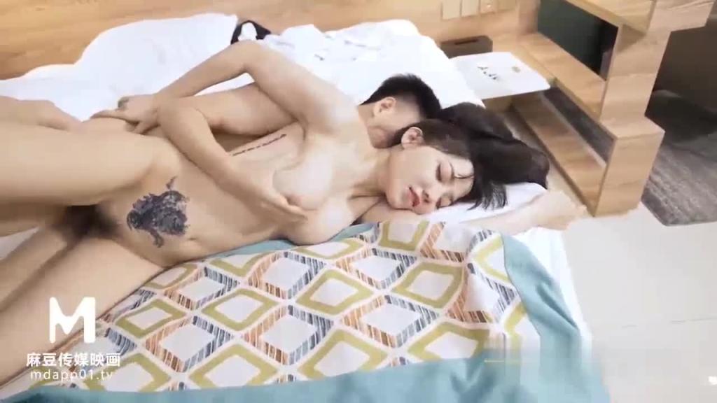 麻豆 安娜 女高中生兼职按摩 预览截图 10