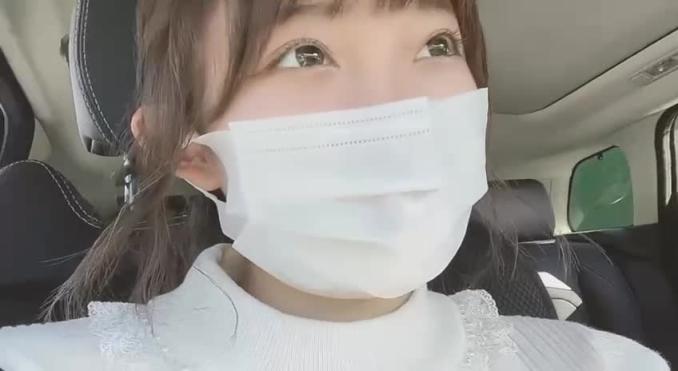 小骚妹上位驱动胴体 最后侧入极品大奶 预览截图 1