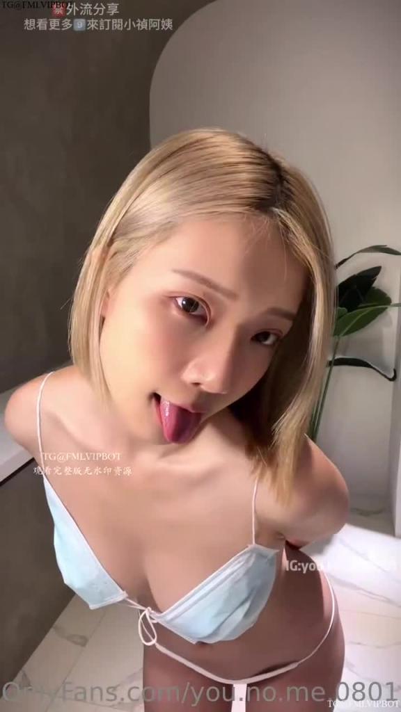 超淫台妹桌下足交口交啪啪付费合集 预览截图 12