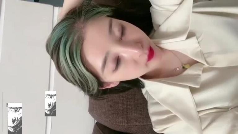妹妹试试姐姐的臭脚丫. 预览截图 12