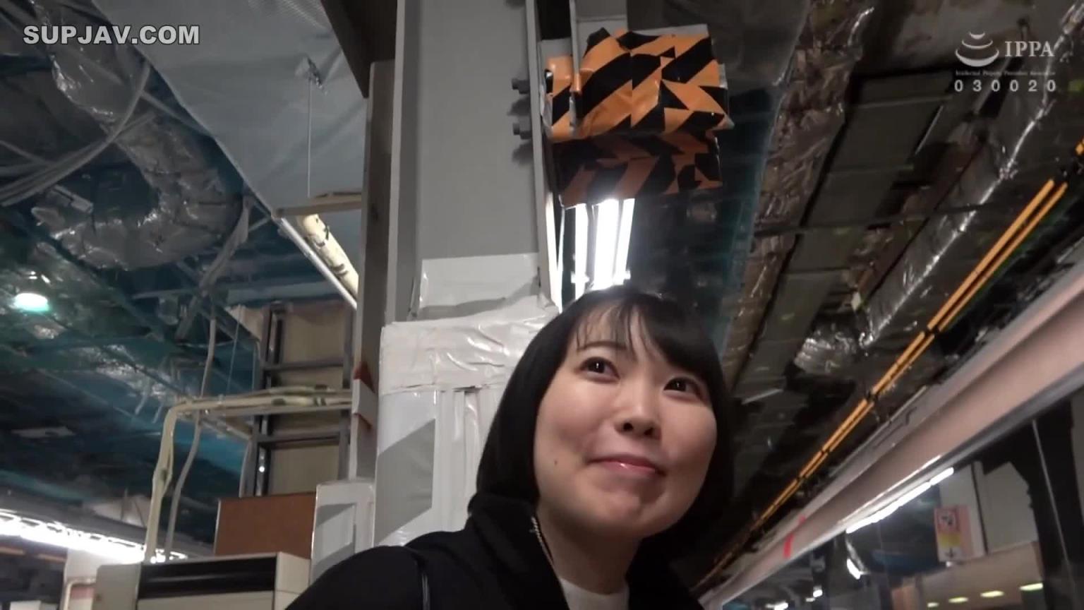C-2922 戴绿帽的家庭主妇激情之旅 30 预览截图 12
