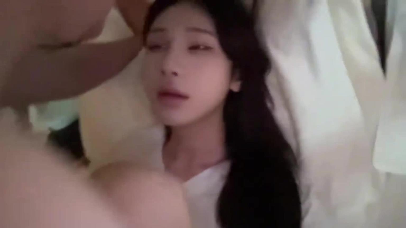 【比女人还懂诱惑】超高颜值TS,口活超好真的太会了,撸射后手精液对着屏幕抛媚眼,这表情诱惑比女人还会 预览截图 10