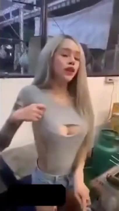 南宁 碳烤店老板娘原来是个情色主播 与女网友性爱视频外流 预览截图 1