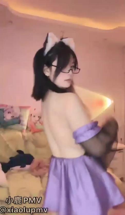 性感情趣制服大摆锤裸舞加长版 预览截图 5