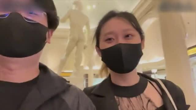 操翻性感女秘书 预览截图 1