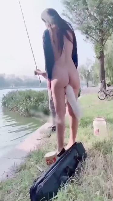 大爷不好意思看,但是还一直想看 预览截图 6