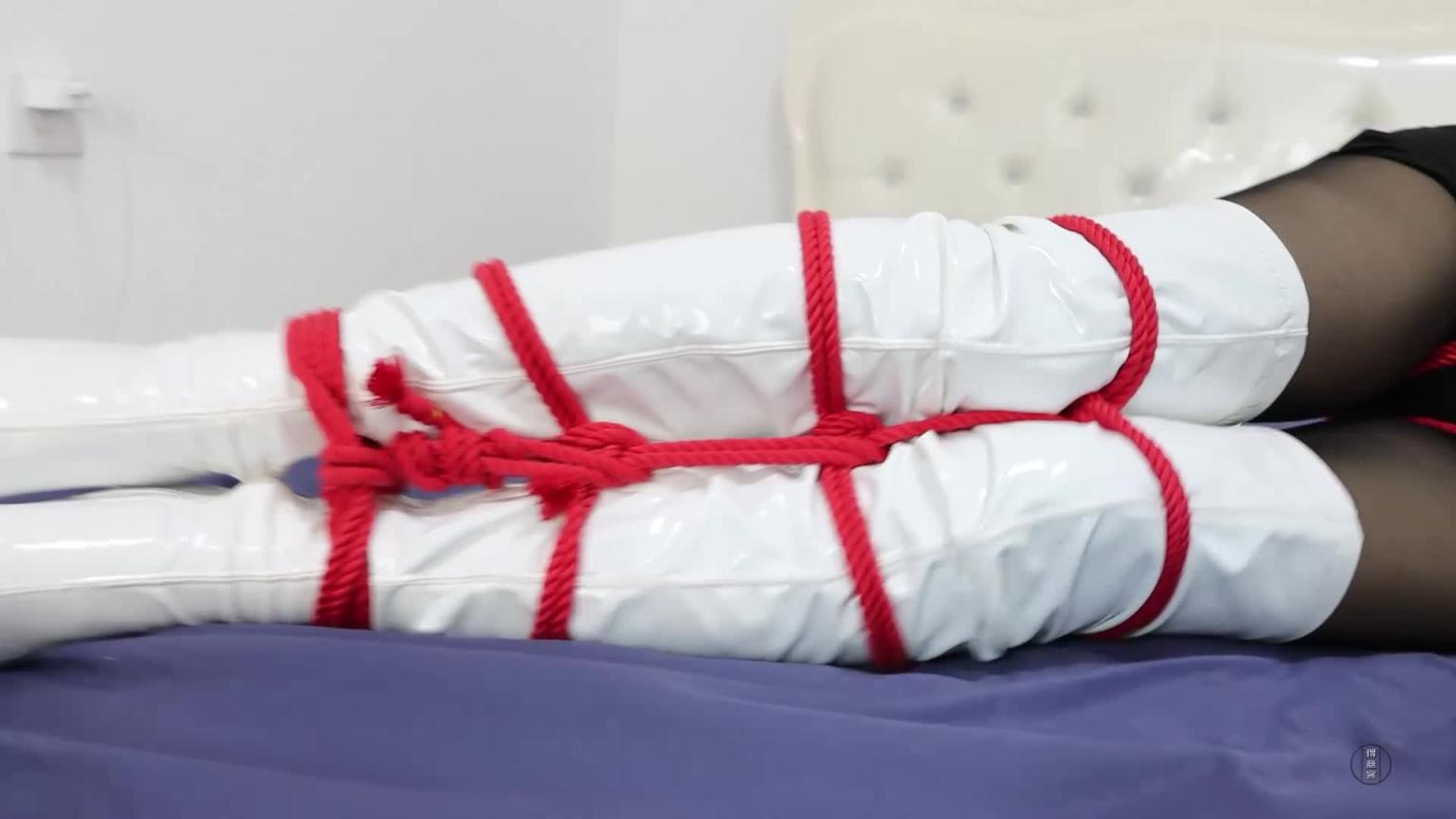 【得意客】一含 制服 长靴 捆绑挣扎 预览截图 2