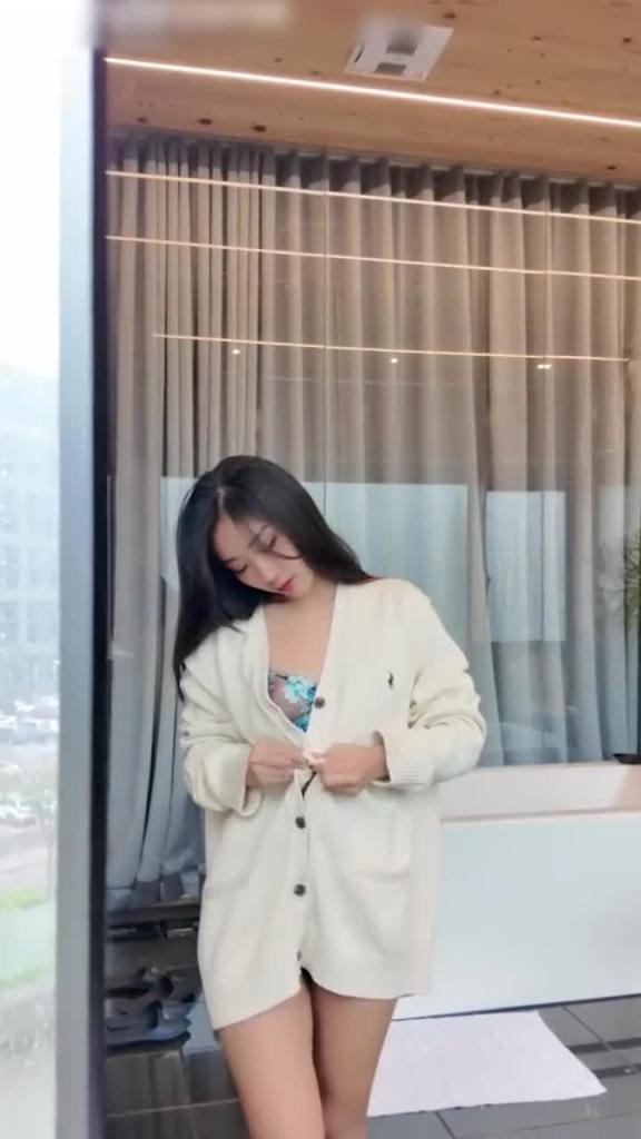 乔安 & 口黑尼 翘课一起去汽车旅馆玩 预览截图 5