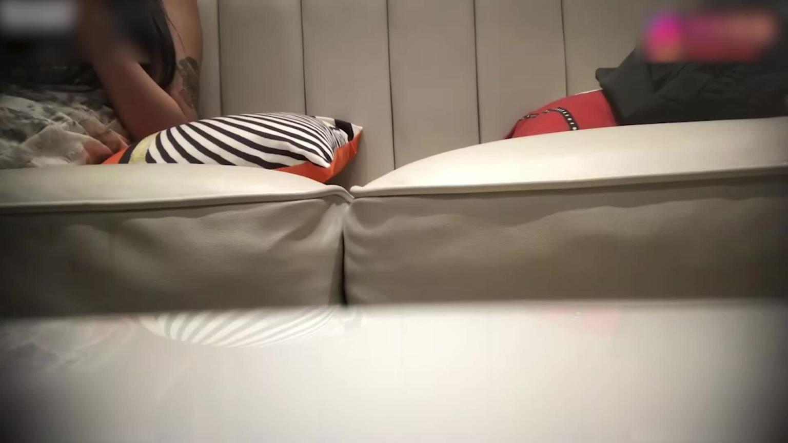 杏吧爱坤3000约了个大圈清纯妹子，妹妹刚开始做这行，会的比较少，配合度挺好的，各种姿势手拿把掐 预览截图 2