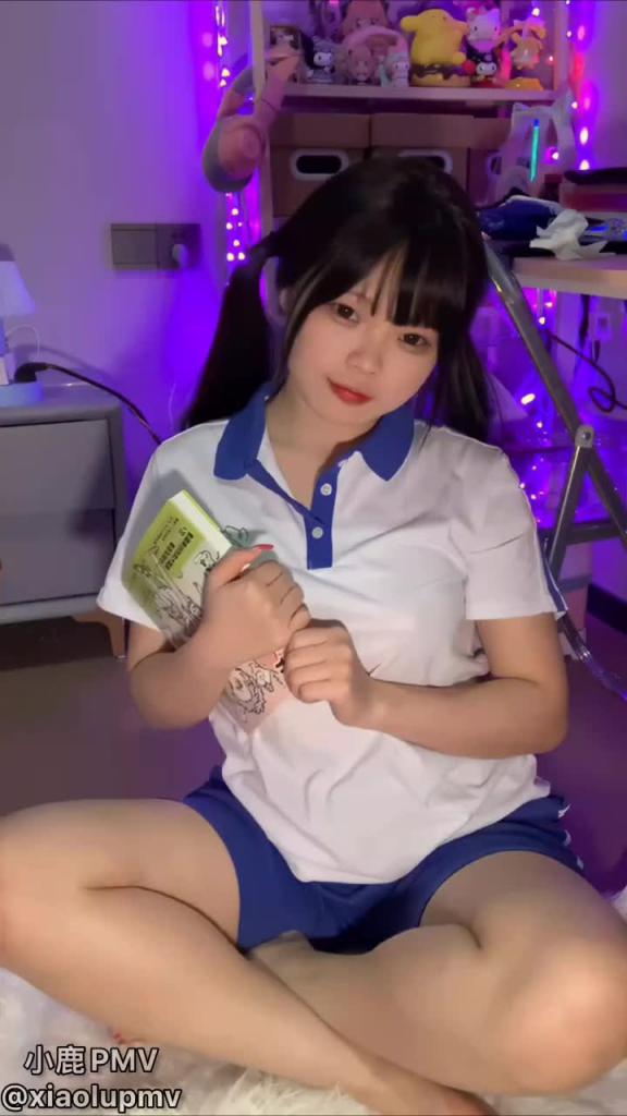 这种才是极品身材啊😭,那种瘦的皮包骨的女人真的是看起来一点感觉都没有 1 预览截图 1