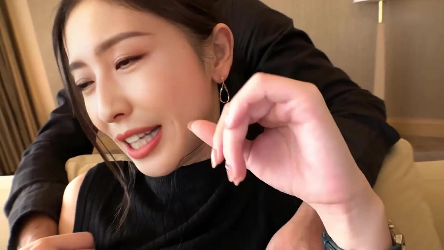 AI明星换脸「佟丽娅」绝美女明星的黑丝美腿诱惑 预览截图 2