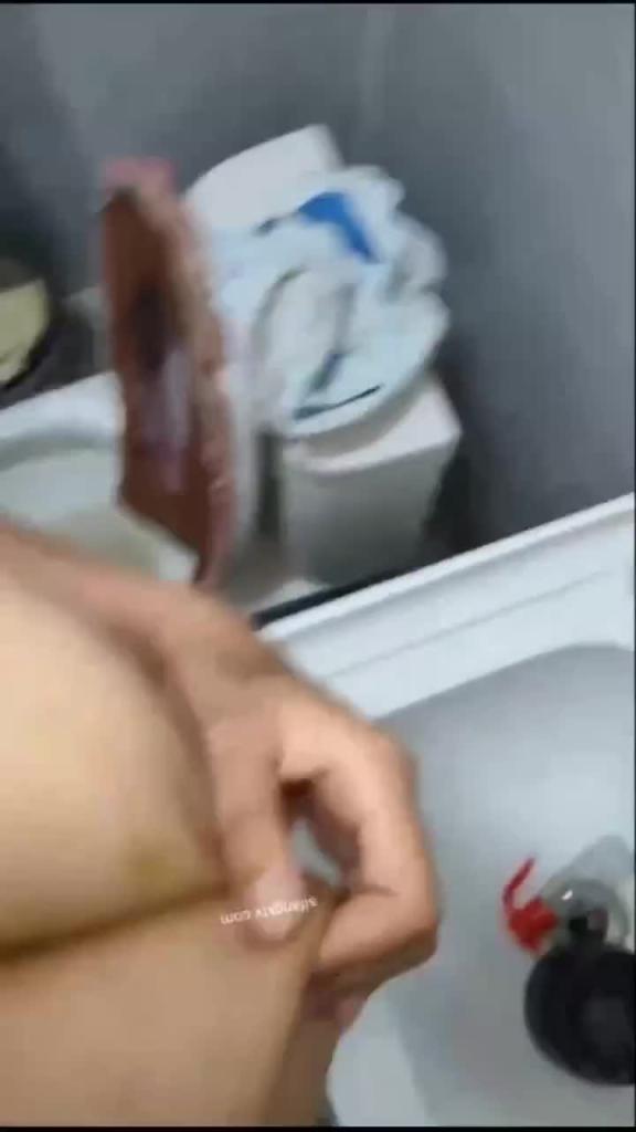 巨乳反差婊SM倒蜡油塞冰块操逼 预览截图 11