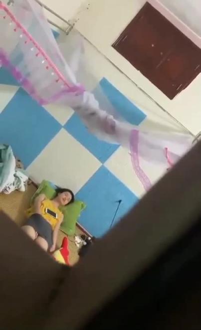 学姐考研压力太大了自慰一下不过分吧? 预览截图 1