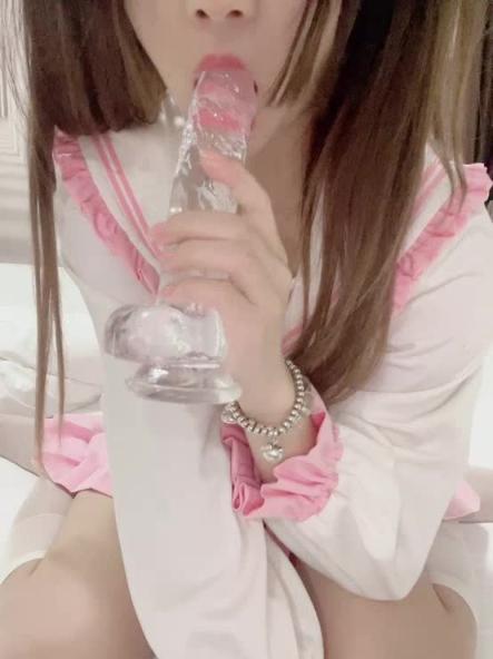 震惊！摄影师想强行上我2 预览截图 1