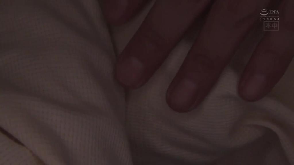 想与不伦的妻子再一次重来… 自睡觉妻子背后用春药肉棒插入!超慢速抽插用药做爱中出痉挛性爱持续求合到早上 佐野由真 HMN-510 预览截图 2