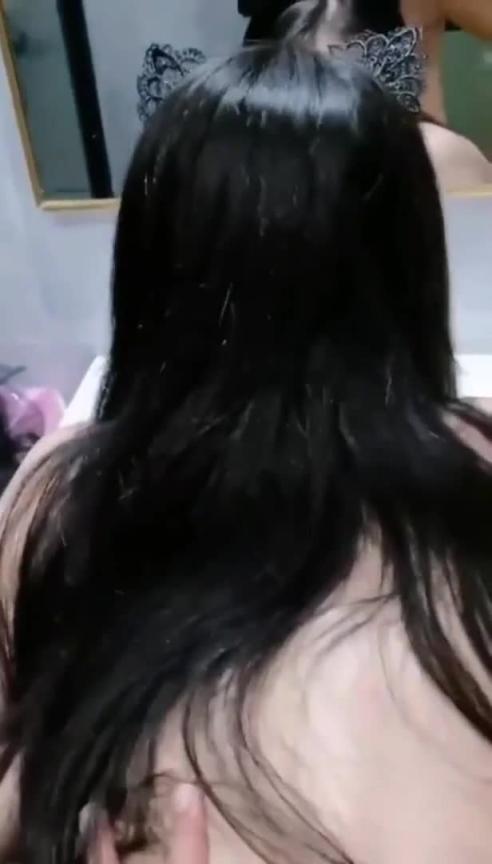 校花女友浴室私拍 满满的回忆 预览截图 4