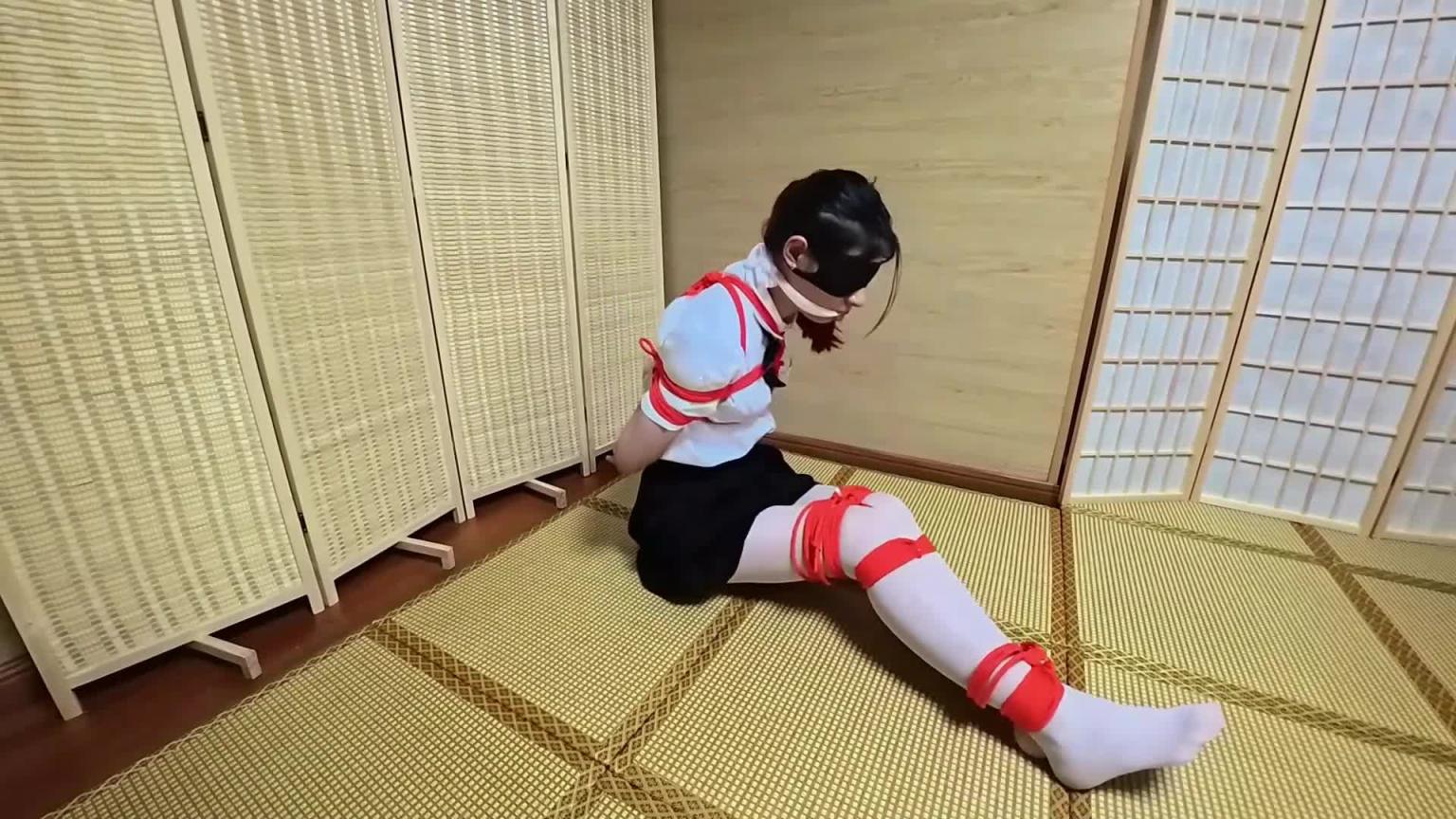 【渎竺】【川川】JK装！红色尼龙绳绑法cos原神旅行者！最后可否脱缚呢？ 预览截图 6