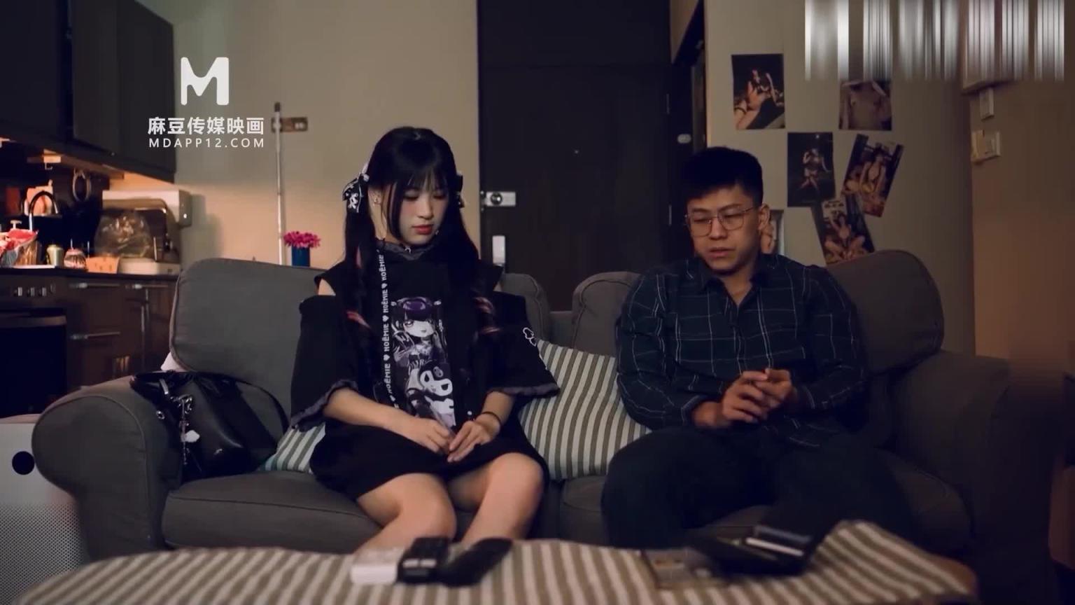 麻豆传媒 宅男晕船外送茶 预览截图 6