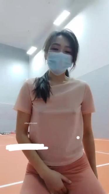 我喜欢打羽毛球,边打羽毛球边用震动棒 预览截图 6