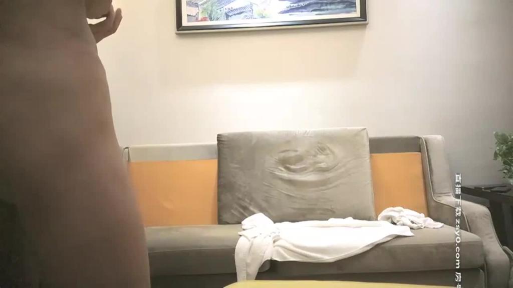 探花系列 约了个高颜值甜美泰国萌妹,直接肏到身体都坏掉了 预览截图 11