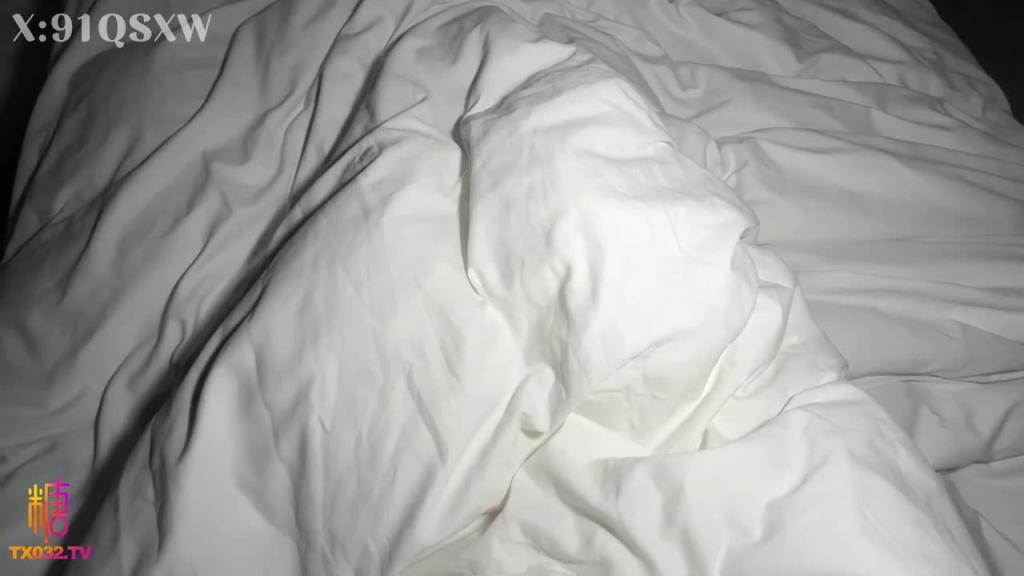 情深叉喔【纯情女高】父亲的救赎_乱伦恋父_恋爱受伤的女儿在爸爸的胯下找到依靠 预览截图 3