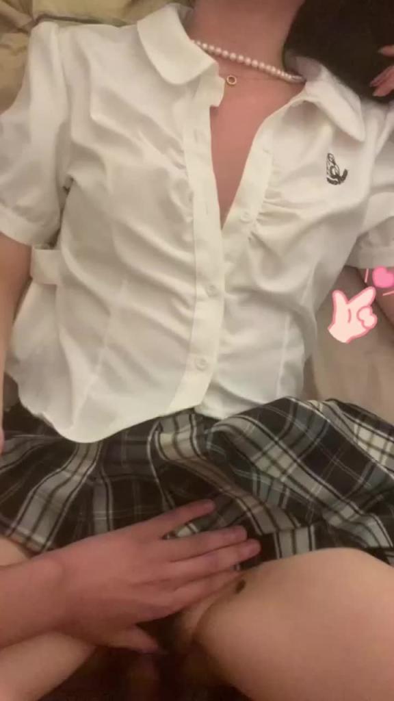 约了毛多的小可爱女学生,戴着眼罩舒服做爱 预览截图 10