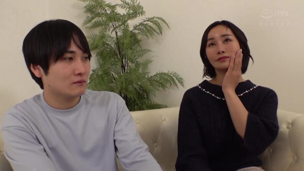 人妻限定任务 请成为处男君的初吻对象!久违的浓厚接吻,没有性生活的太太,真的能只靠接吻就忍耐吗? DVRT-059 预览截图 9