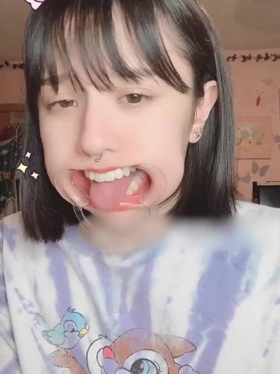可爱少女深喉挑战扩嘴器极限快感#puppiloli 预览截图 11