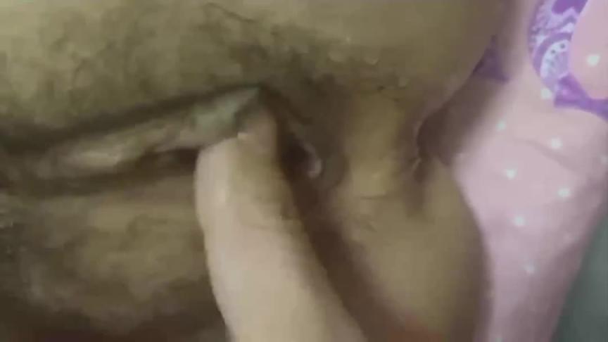 【嫂嫂乱伦】和嫂嫂性感情愿的第一次_淫水四散喷溅_狂操喷三次 预览截图 2