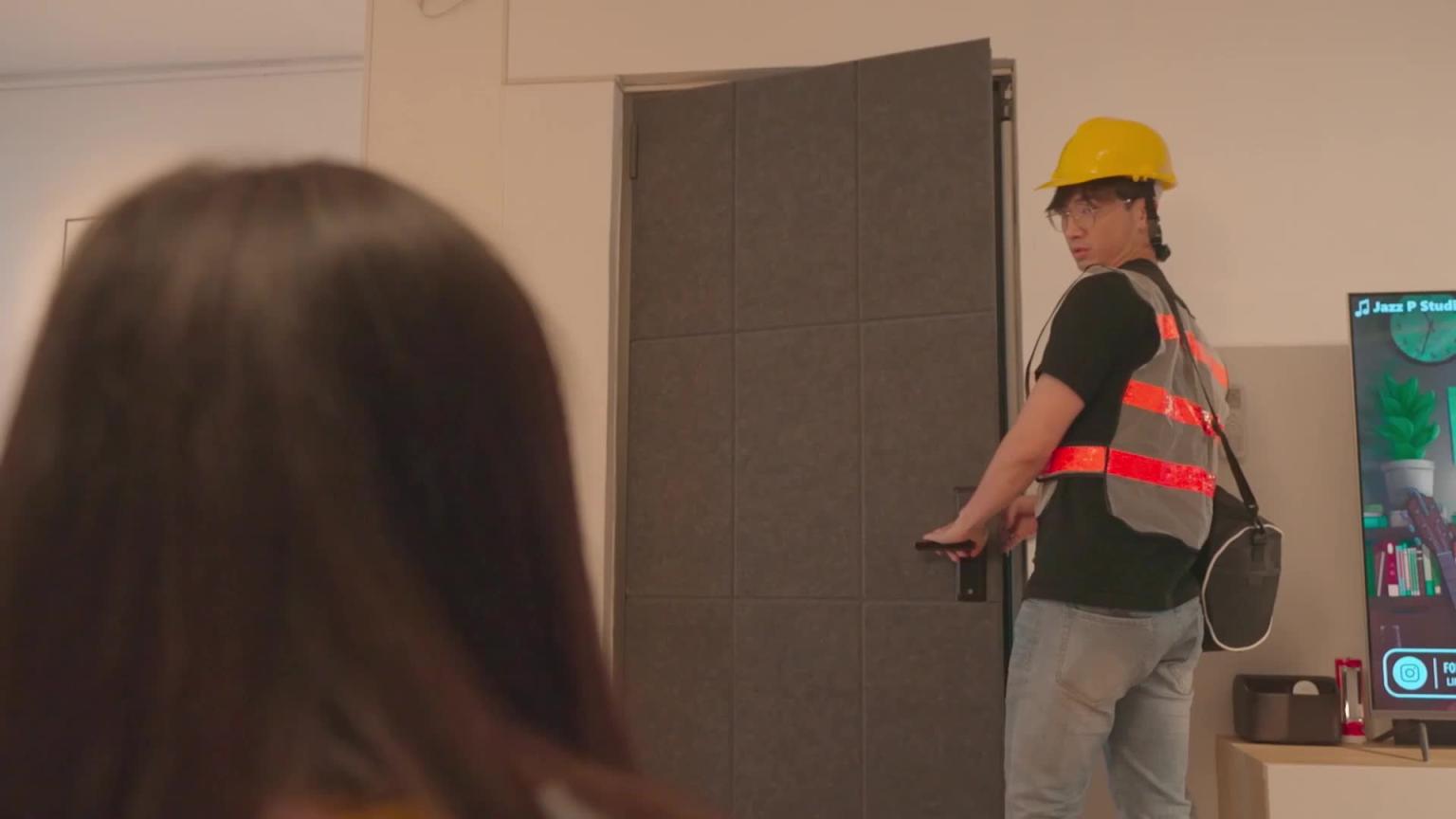 【大象传媒】孕妻性冷感泄欲在岳母体内 预览截图 1