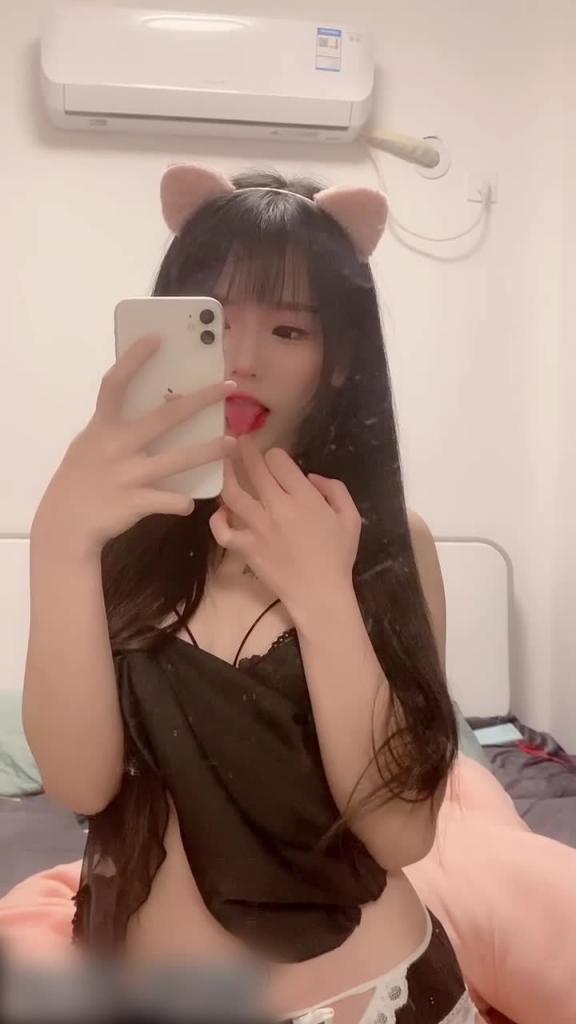 性感小猫猫自拍看自己的骚样 预览截图 5