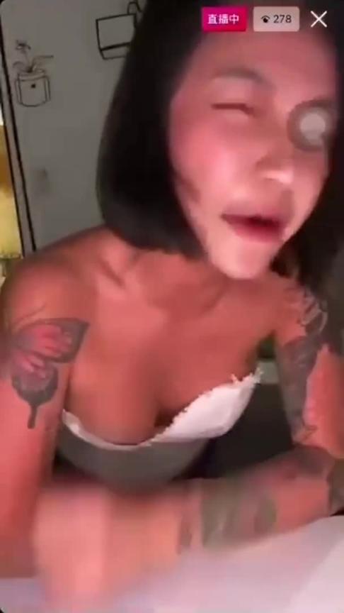 网曝门事件 国光女神梁云菲IG直播走光女神! 预览截图 2