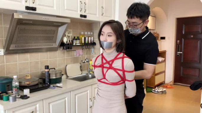 【默示录】【小若】灰色长裙与红绳，当然少不了，胶带封嘴喽~ 预览截图 2